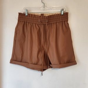 Zenana faux leather shorts Size XL